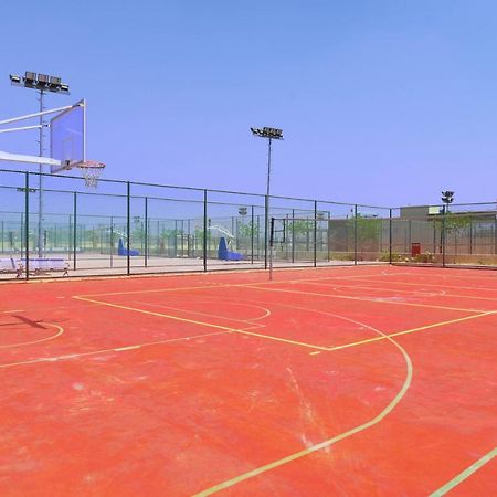 Tolip Gardens Hotel Le Caire Extérieur photo Basketball court