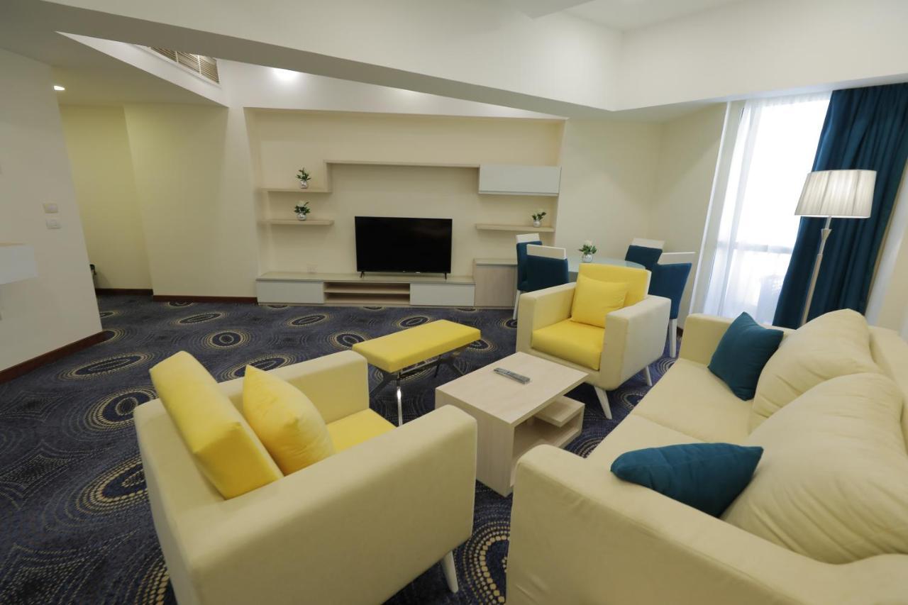 Tolip Gardens Hotel Le Caire Extérieur photo Suite