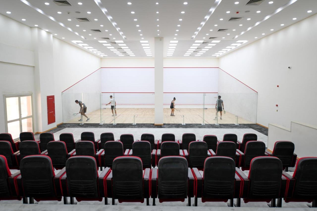Tolip Gardens Hotel Le Caire Extérieur photo Squash courts