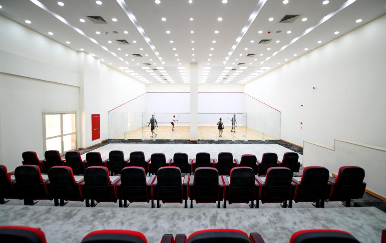 Tolip Gardens Hotel Le Caire Extérieur photo Squash Court