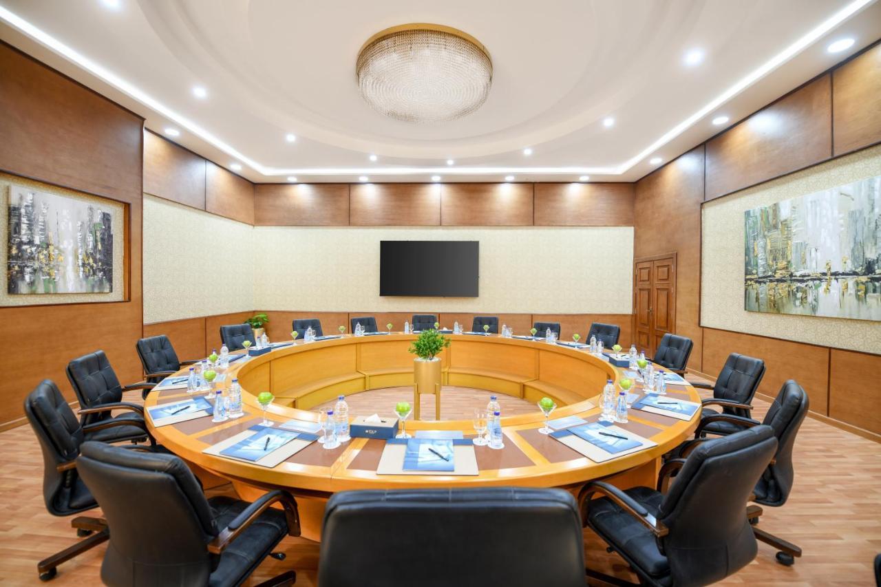 Tolip Gardens Hotel Le Caire Extérieur photo Boardroom